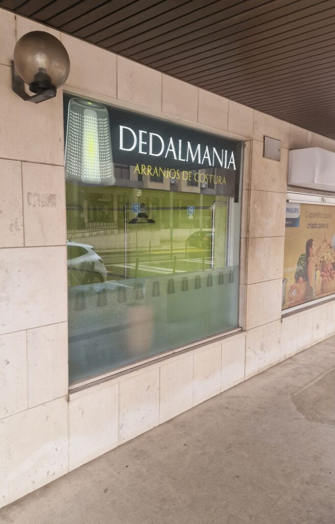 Arranjos de Costura Dedalmania Telheiras